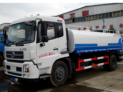 機動車的環保標志將按照尾氣達標排放標準分為三個星級