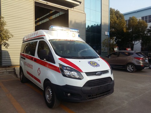 程力全順江鈴福特救護車三趟要花費3900元！ 醫院：我覺得不